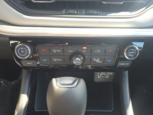 New 2026 Jeep Compass Limited image 21