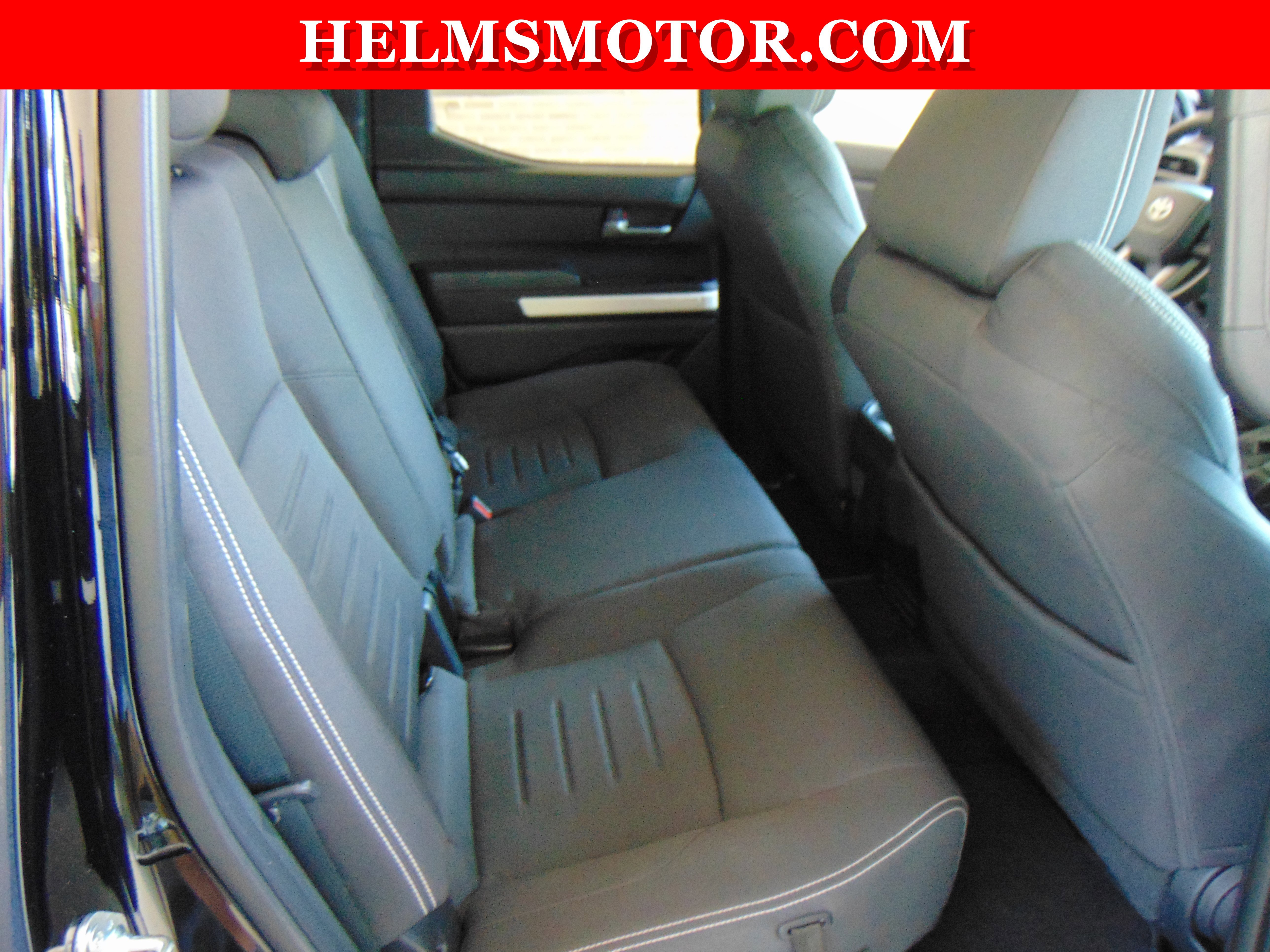 Used 2024 Toyota Tacoma TRD Off-Road image 28