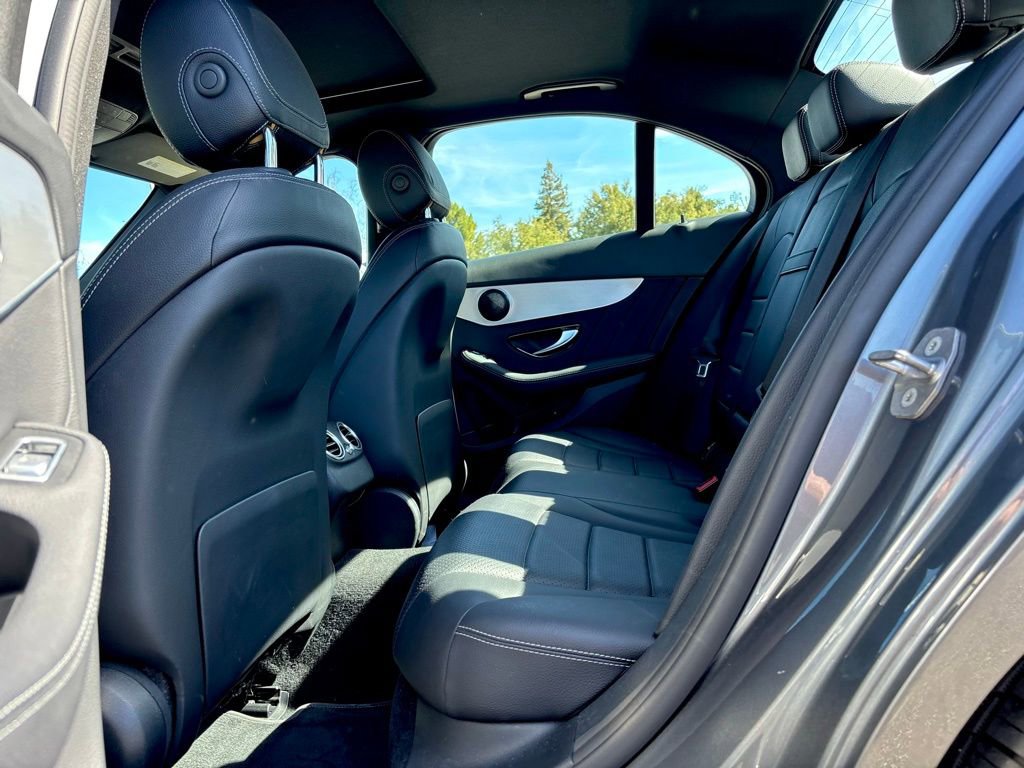 Used 2021 Mercedes-Benz C 300 Sedan image 11