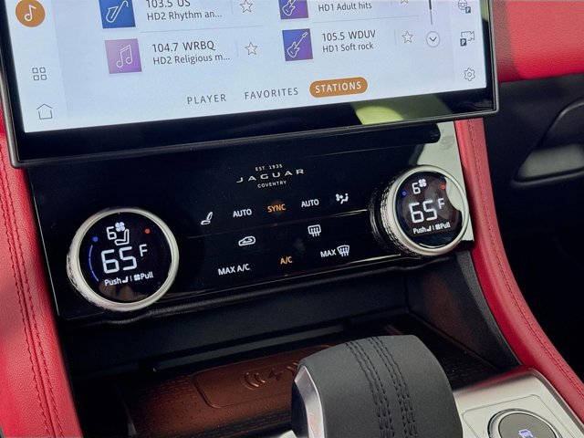 Used 2026 Jaguar F-PACE R-Dynamic S image 18