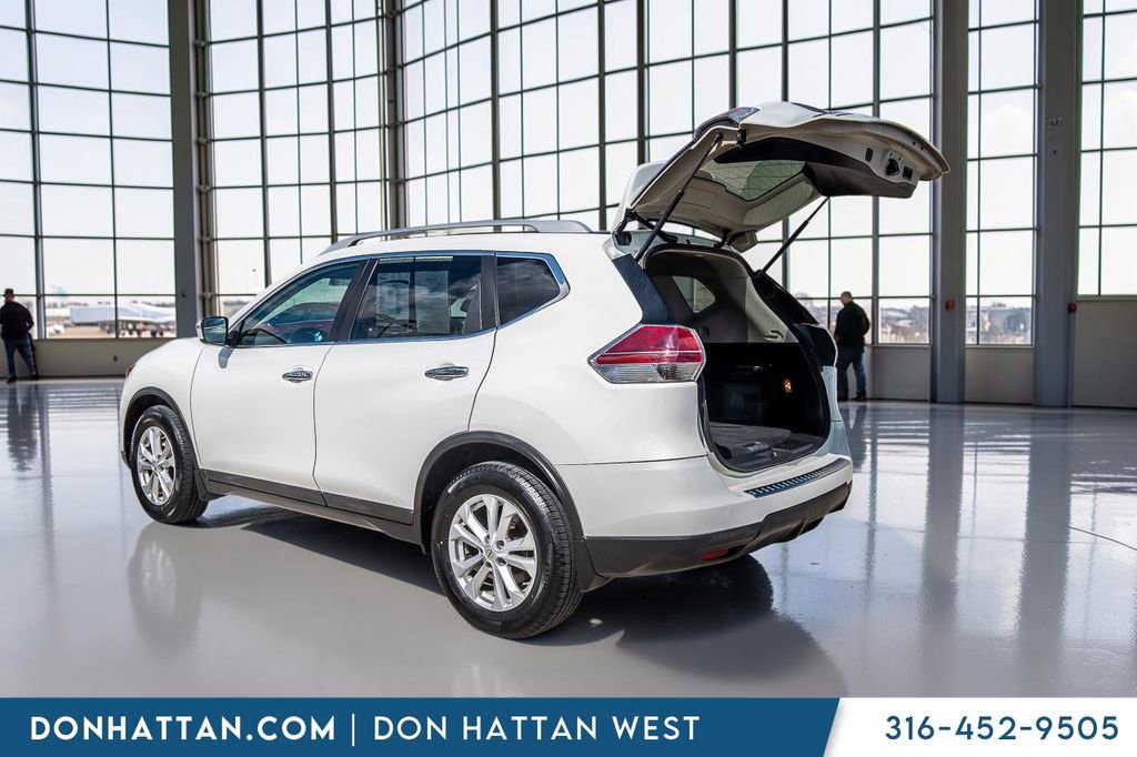 Used 2014 Nissan Rogue SV FWD image 27