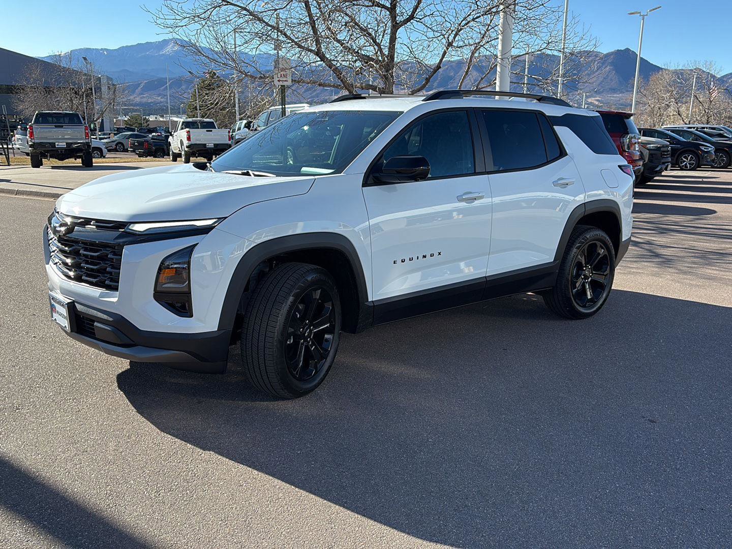 New 2026 Chevrolet Equinox LT w/ Convenience Package II image 3