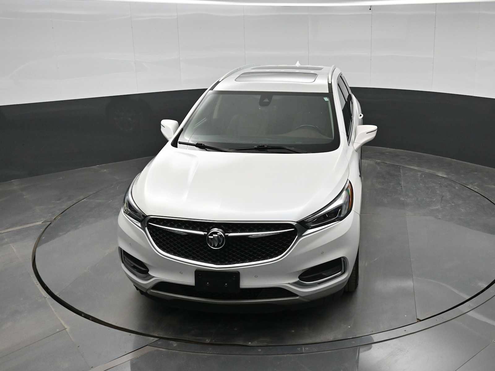 Used 2019 Buick Enclave Avenir w/ Avenir Technology Package AWD/4WD image 25