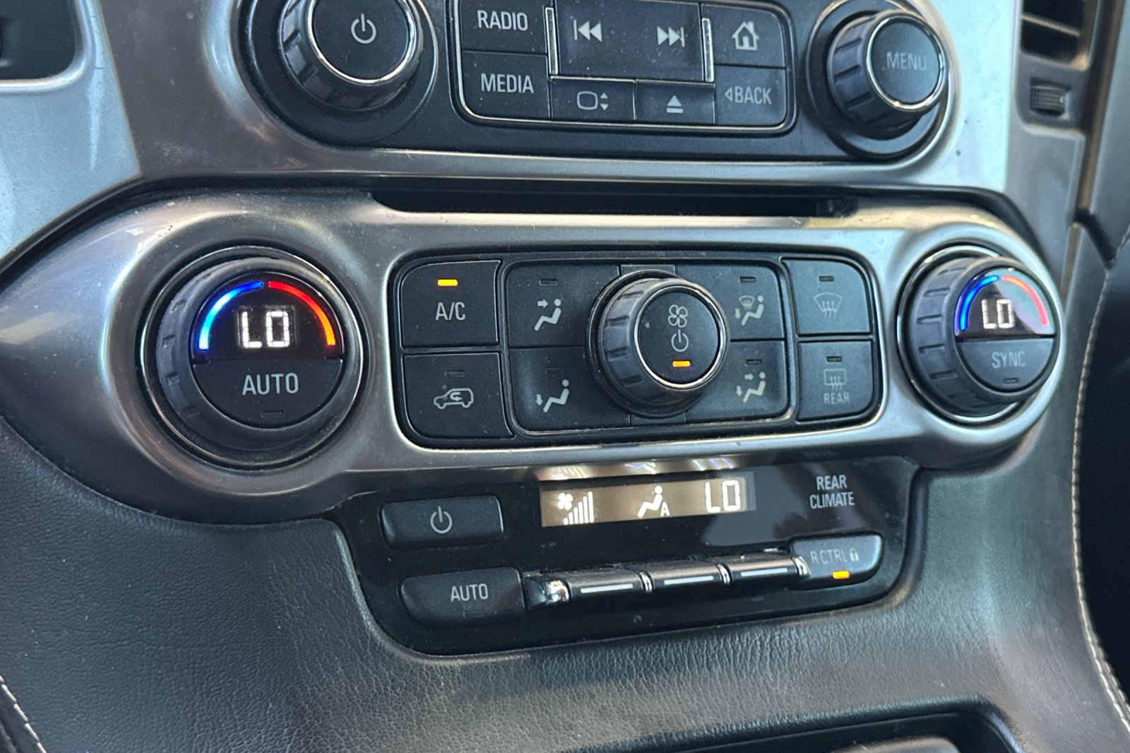 Used 2016 Chevrolet Tahoe LS RWD image 21