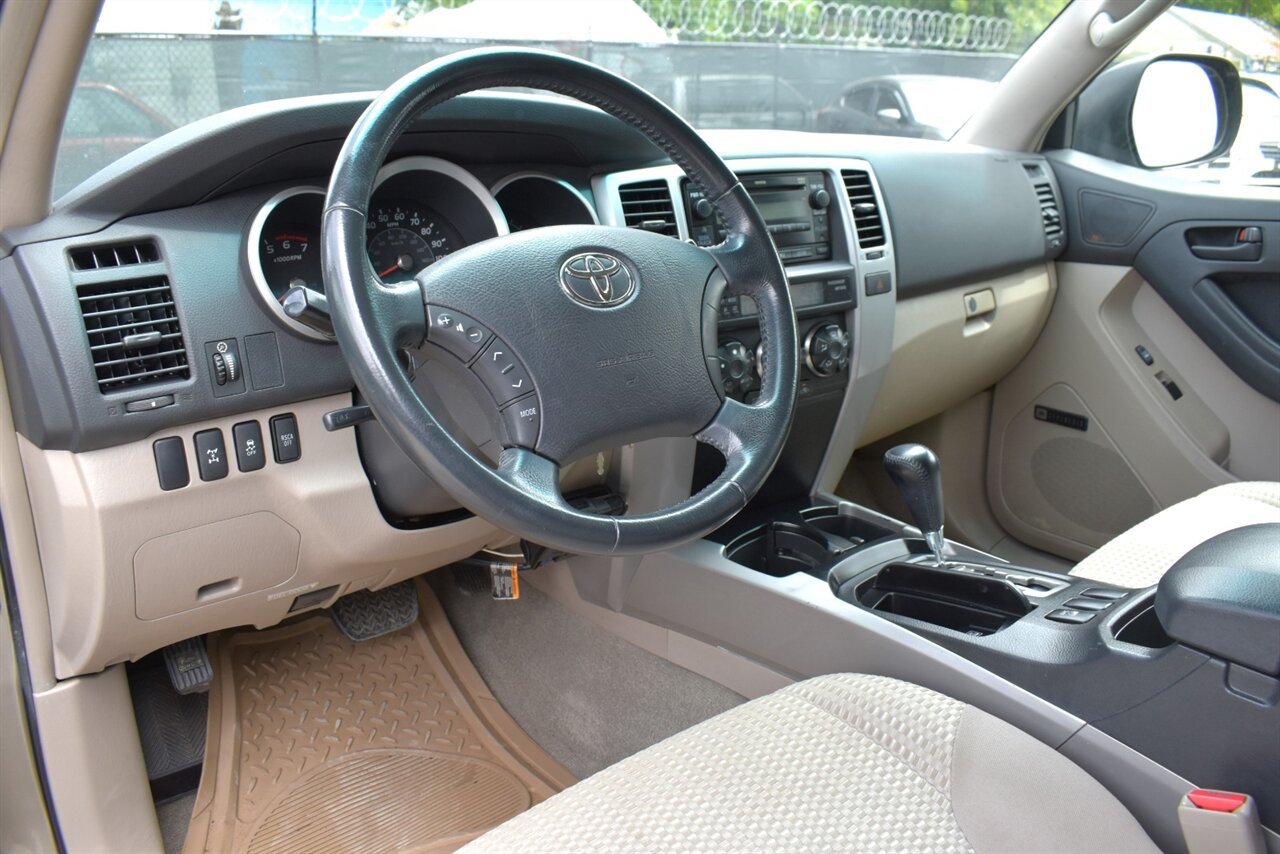 Used 2008 Toyota 4Runner SR5 AWD/4WD image 3