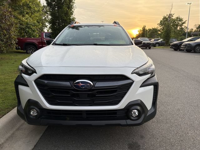 Used 2025 Subaru Outback Premium AWD/4WD image 4
