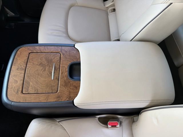 Used 2022 Nissan Armada SL w/ Captain's Chairs Package AWD/4WD image 36