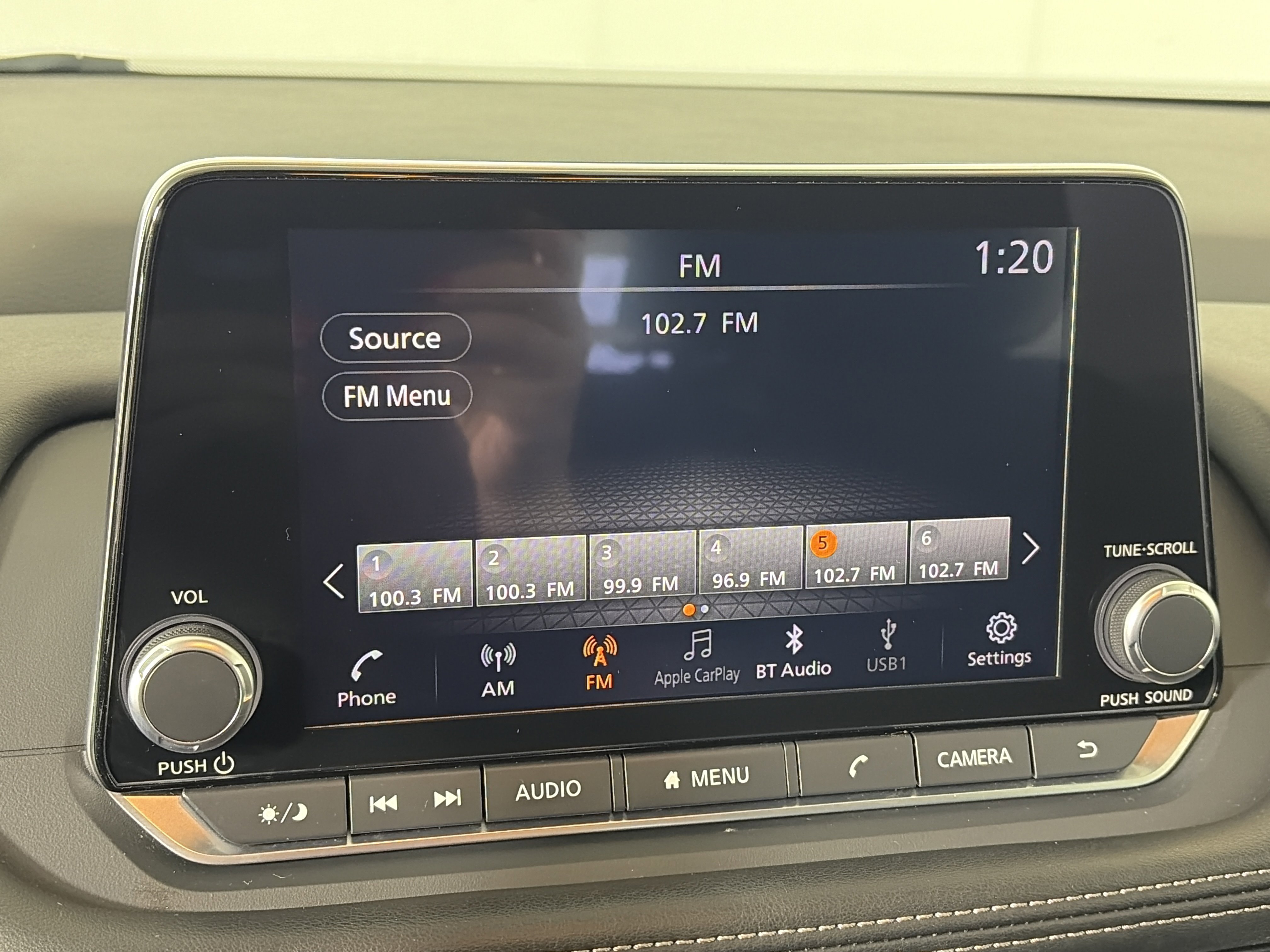 Used 2024 Nissan Rogue SV image 19