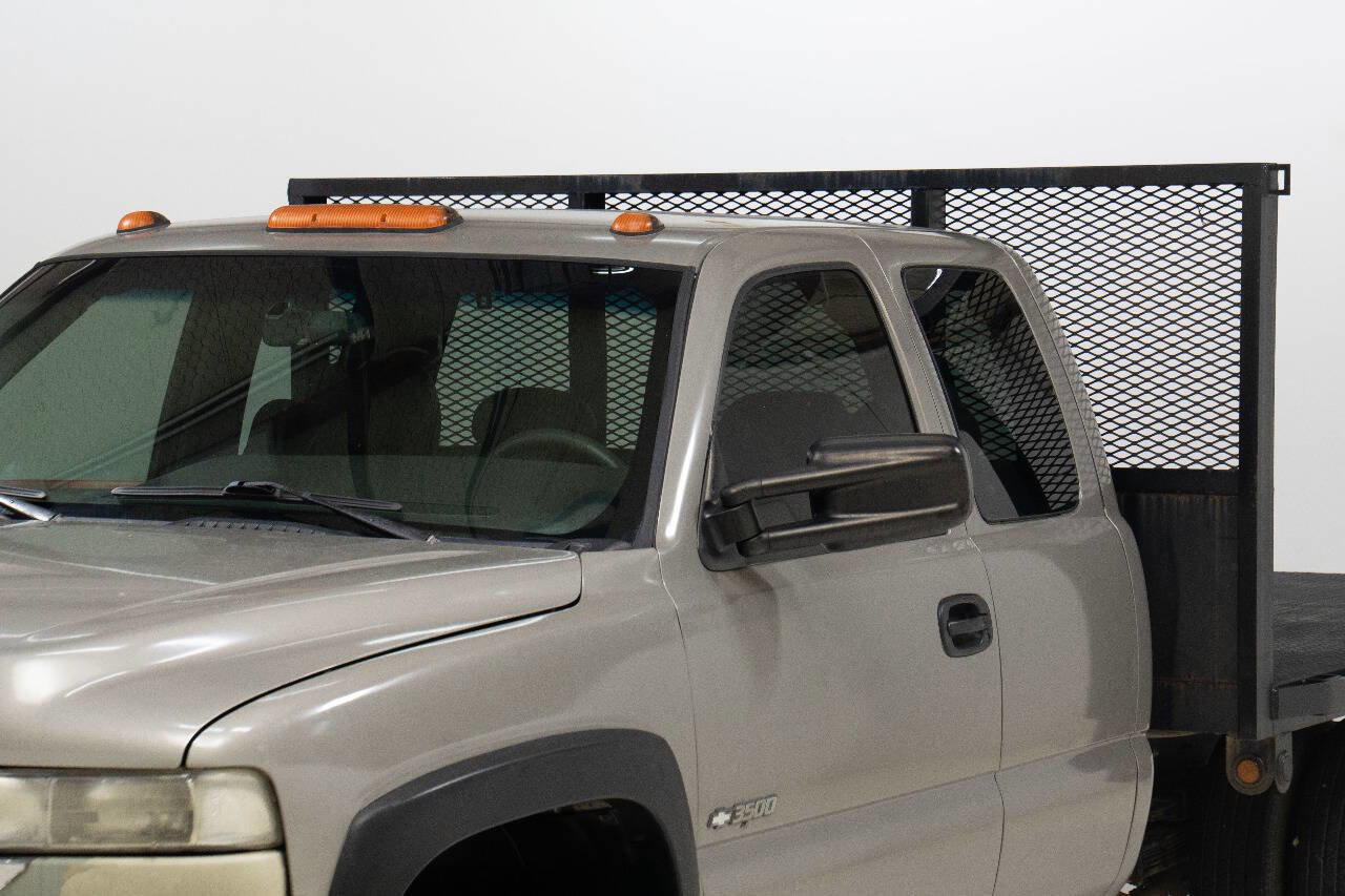 Used 2002 Chevrolet Silverado 3500 2WD Extended Cab image 17