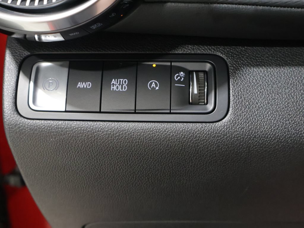 Used 2025 Chevrolet Equinox LT w/ Convenience Package II AWD/4WD image 33