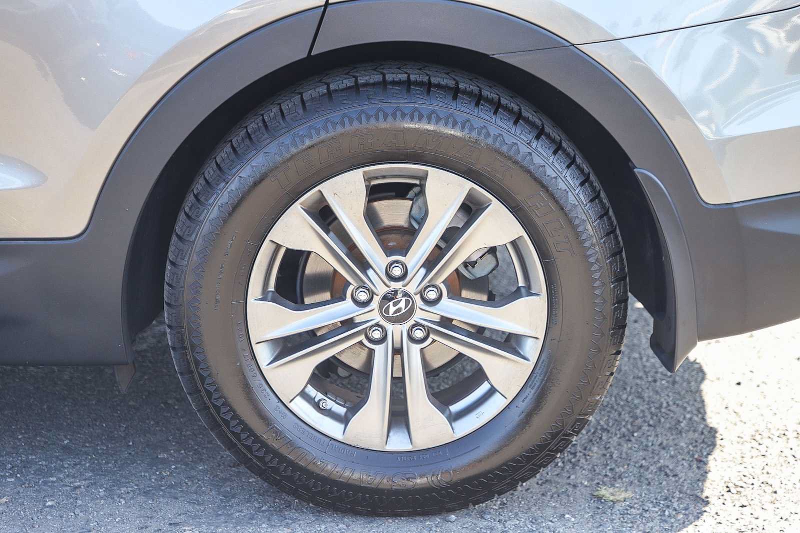 Used 2014 Hyundai Santa Fe Sport w/ Technology Package 04 FWD image 13