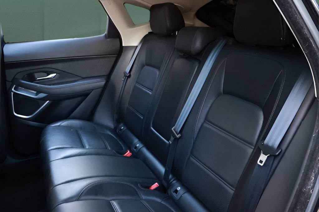 Used 2019 Jaguar E-PACE SE AWD/4WD image 18