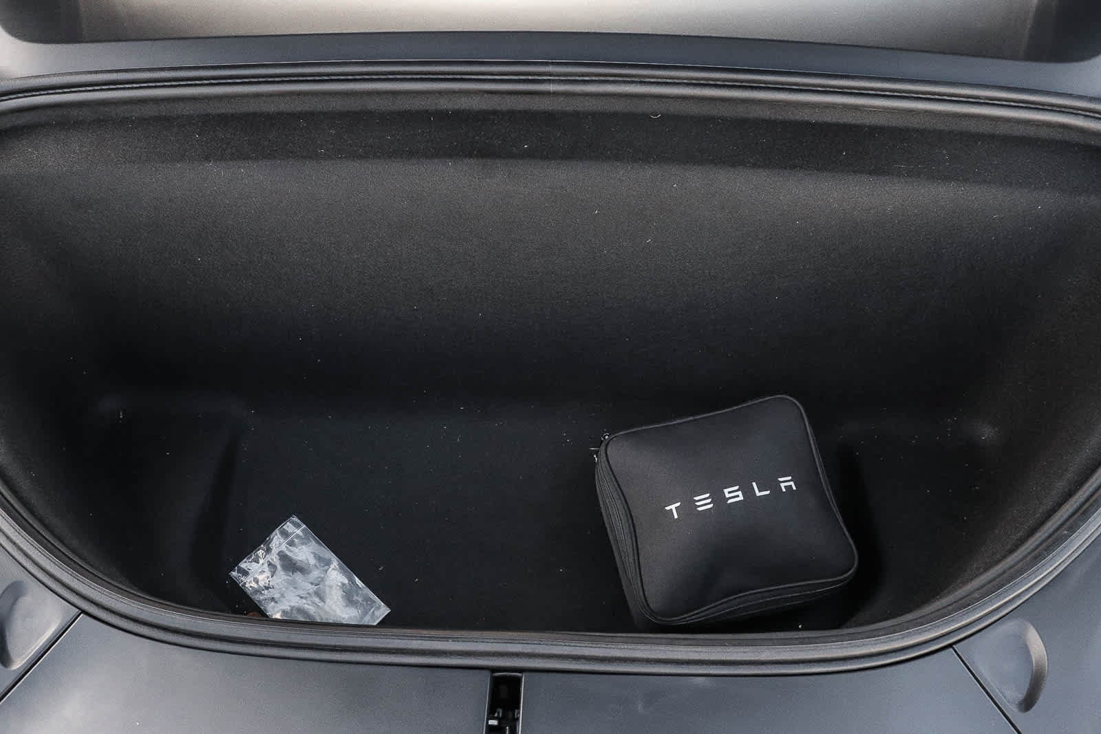 Used 2024 Tesla Model X AWD/4WD image 32