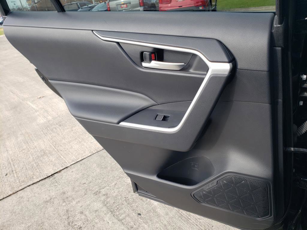 Used 2023 Toyota RAV4 XLE image 20