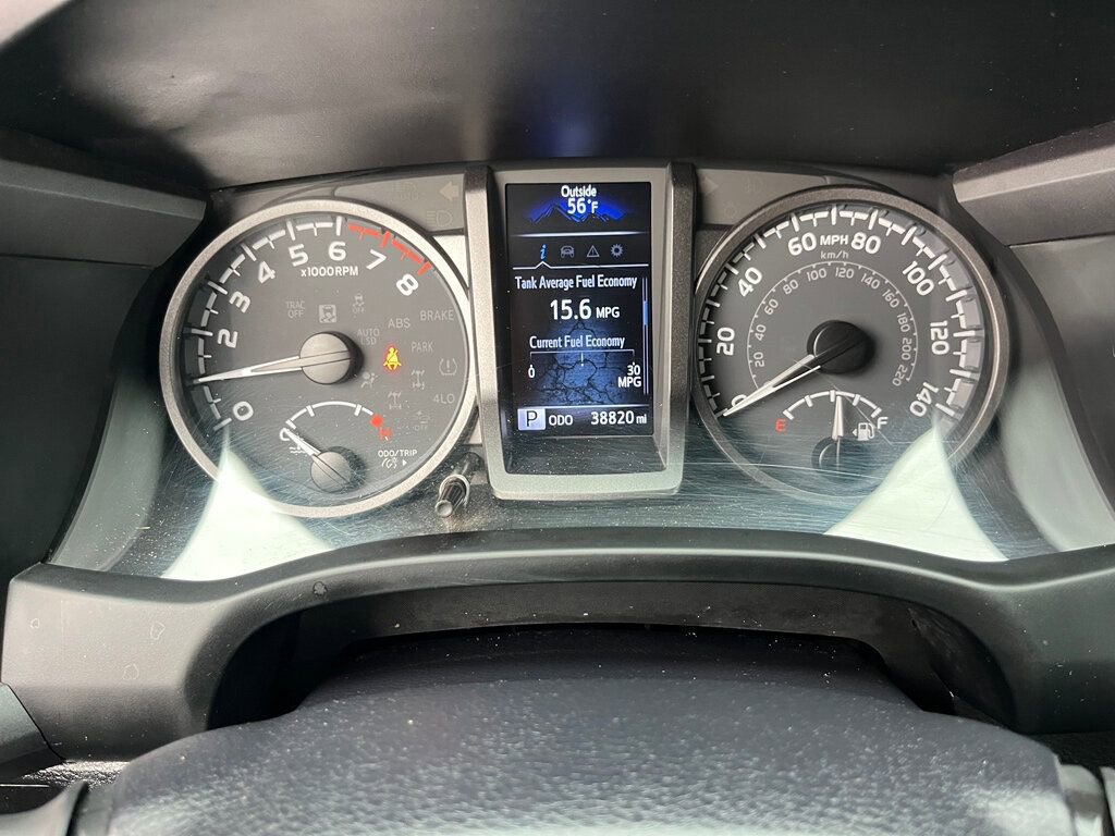 Used 2022 Toyota Tacoma 4x4 Double Cab image 31