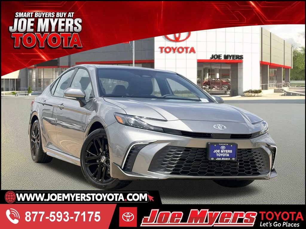 Certified 2026 Toyota Camry SE FWD image 1