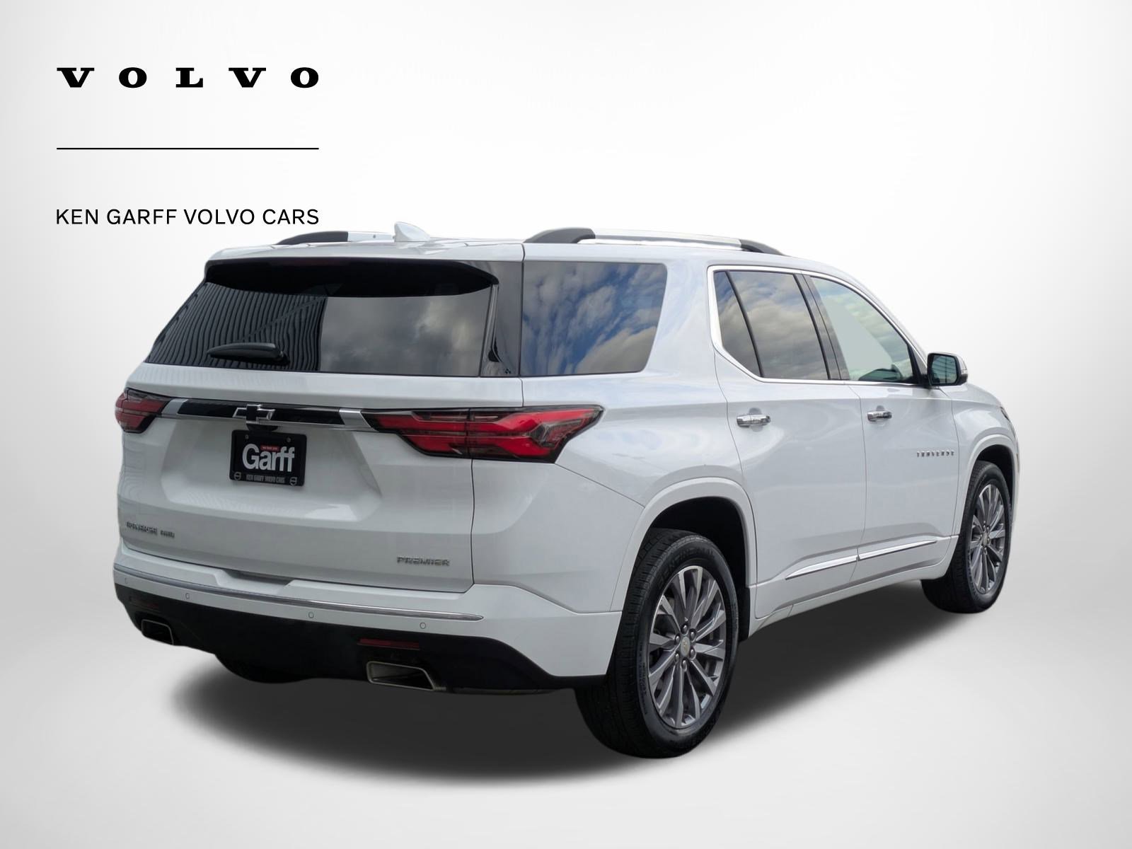 Used 2022 Chevrolet Traverse Premier w/ LPO, Floor Liner Package image 3