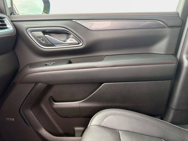 Used 2023 Chevrolet Suburban RST w/ Luxury Package RWD image 22