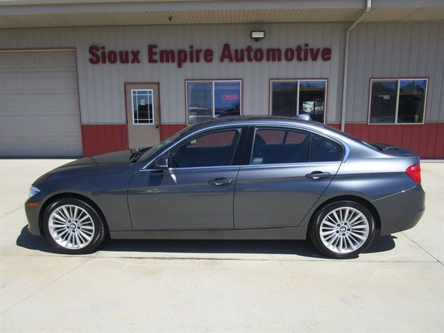 Used 2014 BMW 335i xDrive Sedan image 2
