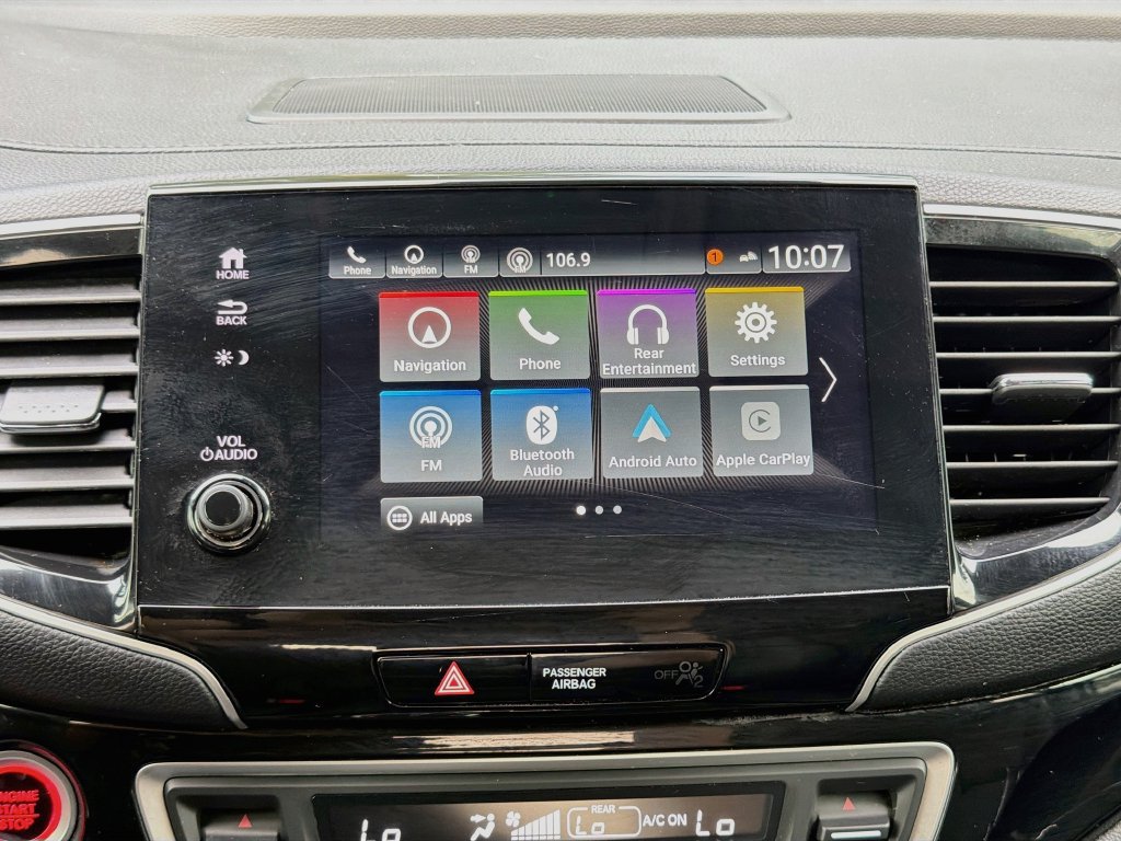 Used 2021 Honda Pilot Touring image 32