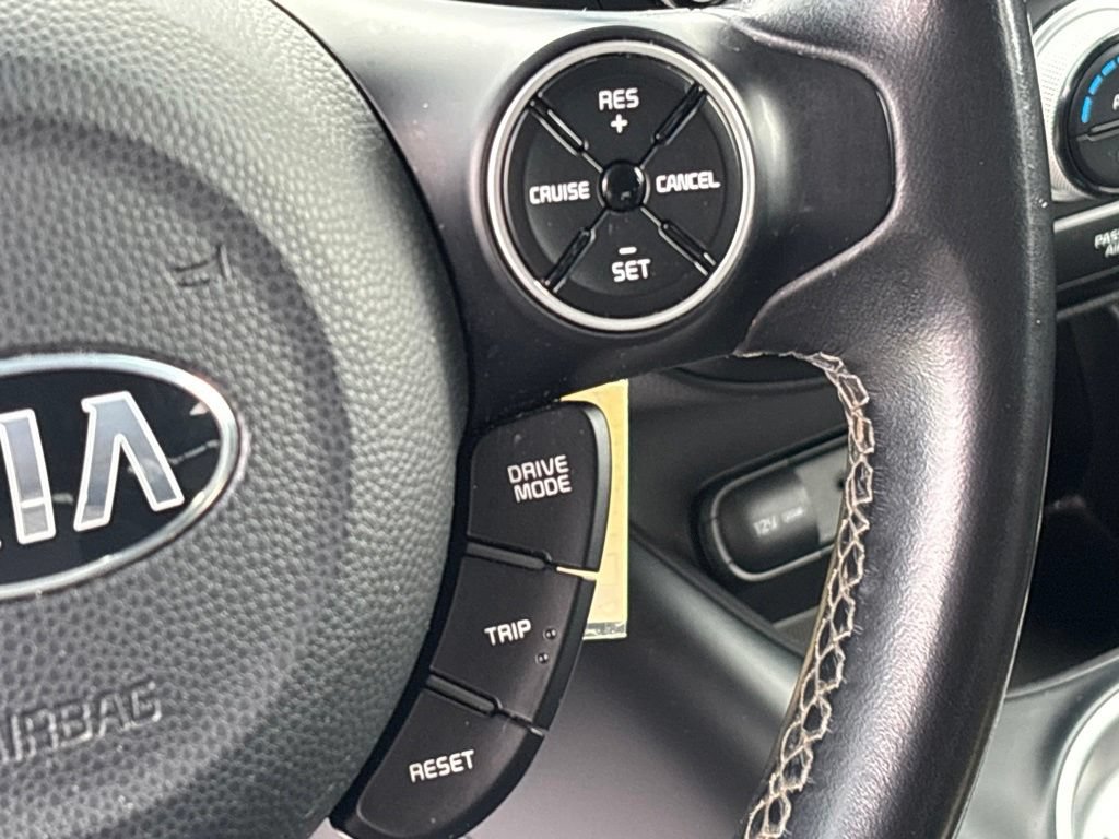 Used 2018 Kia Soul + FWD image 22