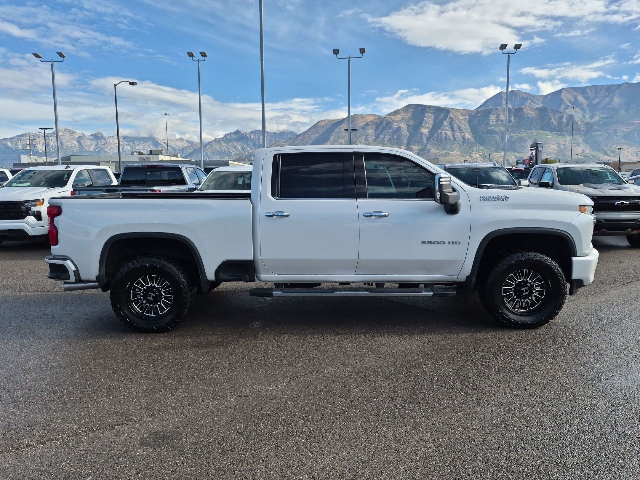 Used 2023 Chevrolet Silverado 3500 High Country w/ Safety Package II AWD/4WD image 2