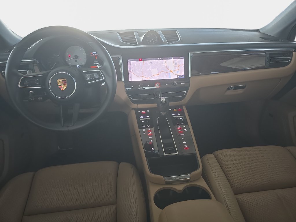 Used 2024 Porsche Macan S AWD/4WD image 10