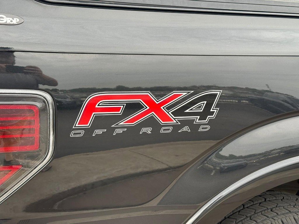 Used 2014 Ford F150 FX4 w/ Equipment Group 402A Luxury image 6