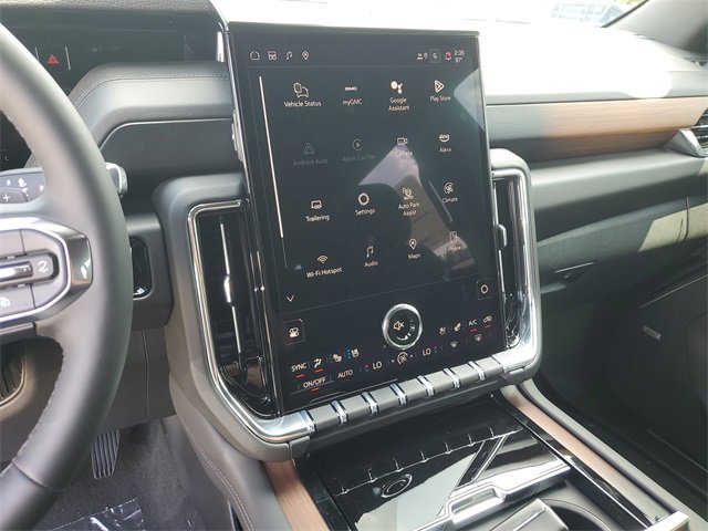 New 2025 GMC Yukon XL Denali w/ LPO, Illumination Package image 11