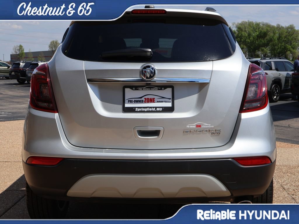 Used 2022 Buick Encore Preferred w/ Safety Package image 5