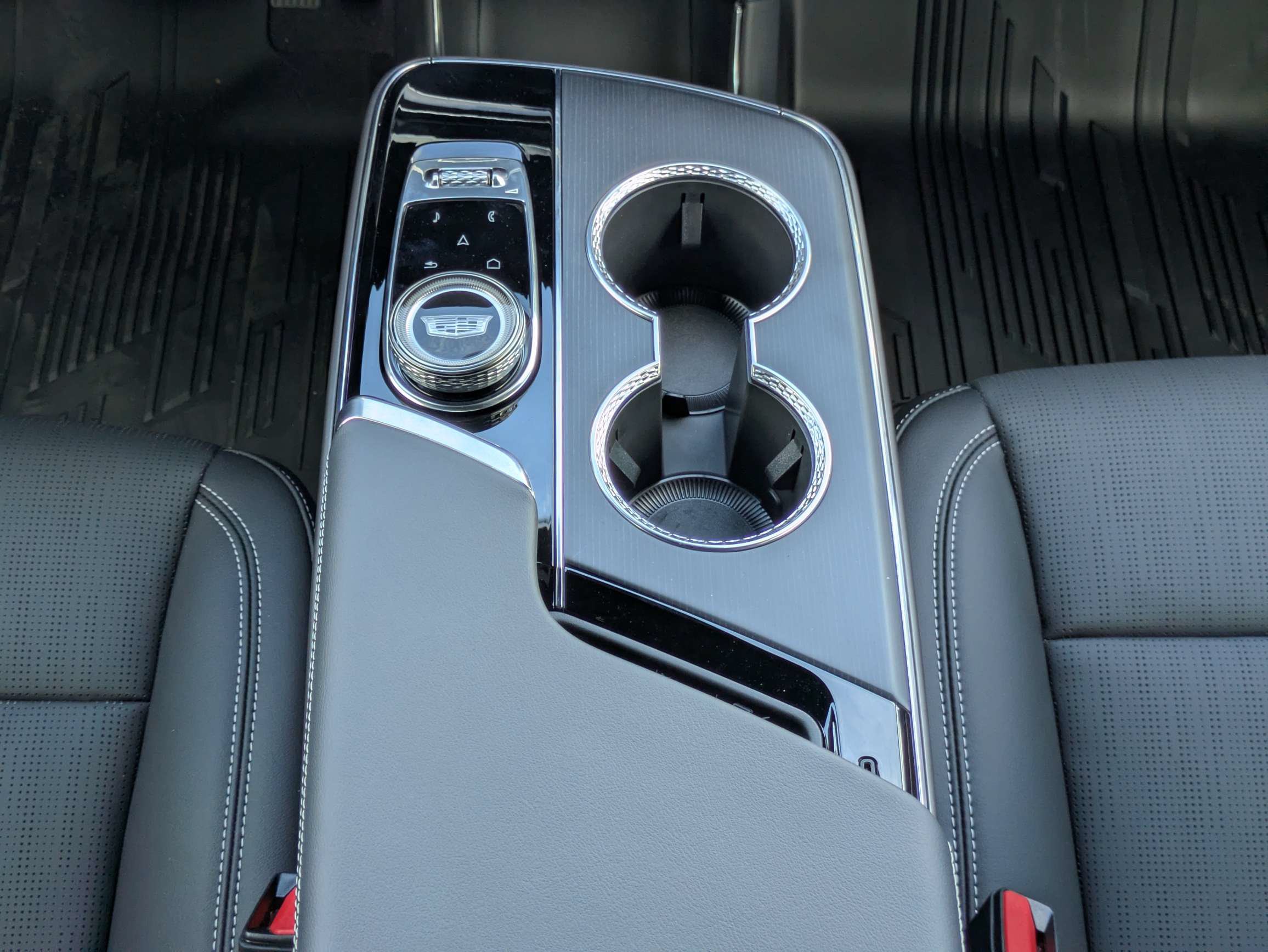 New 2026 Cadillac Lyriq Premium Sport RWD image 6