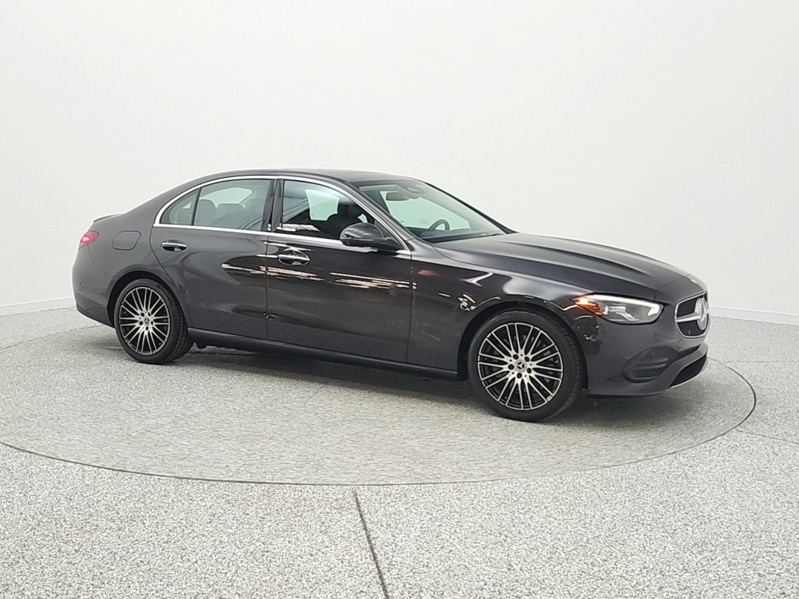 Used 2023 Mercedes-Benz C 300 Sedan image 3