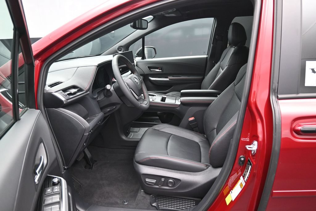 Certified 2026 Toyota Sienna XSE AWD/4WD image 9