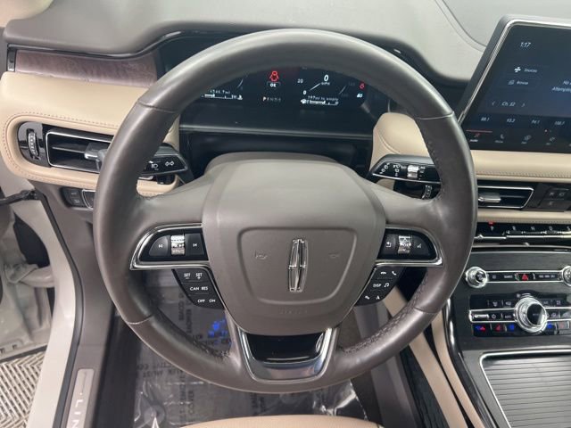 Used 2023 Lincoln Nautilus Reserve AWD/4WD image 22