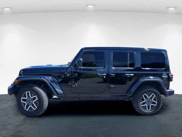 Used 2025 Jeep Wrangler Unlimited Sahara AWD/4WD image 14