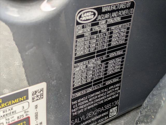 Certified 2024 Land Rover Range Rover Velar Dynamic SE image 26