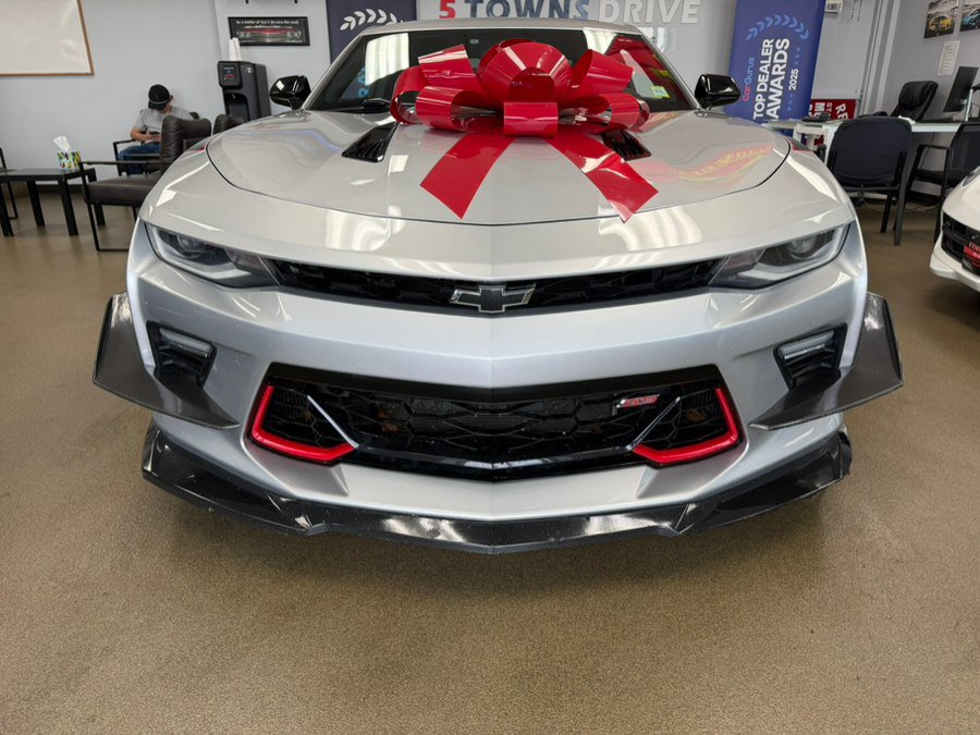 Used 2018 Chevrolet Camaro SS w/ Redline Edition RWD image 6