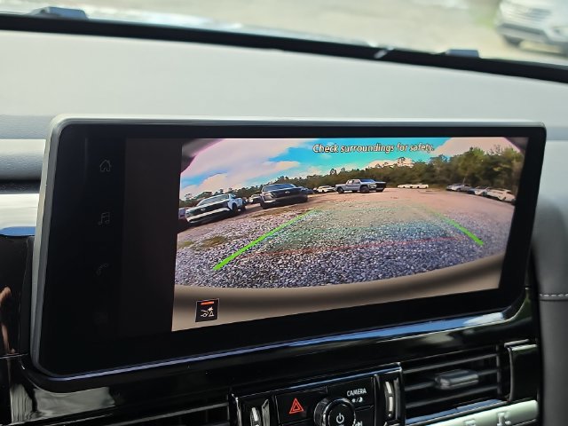 New 2026 Nissan Pathfinder SV FWD image 25