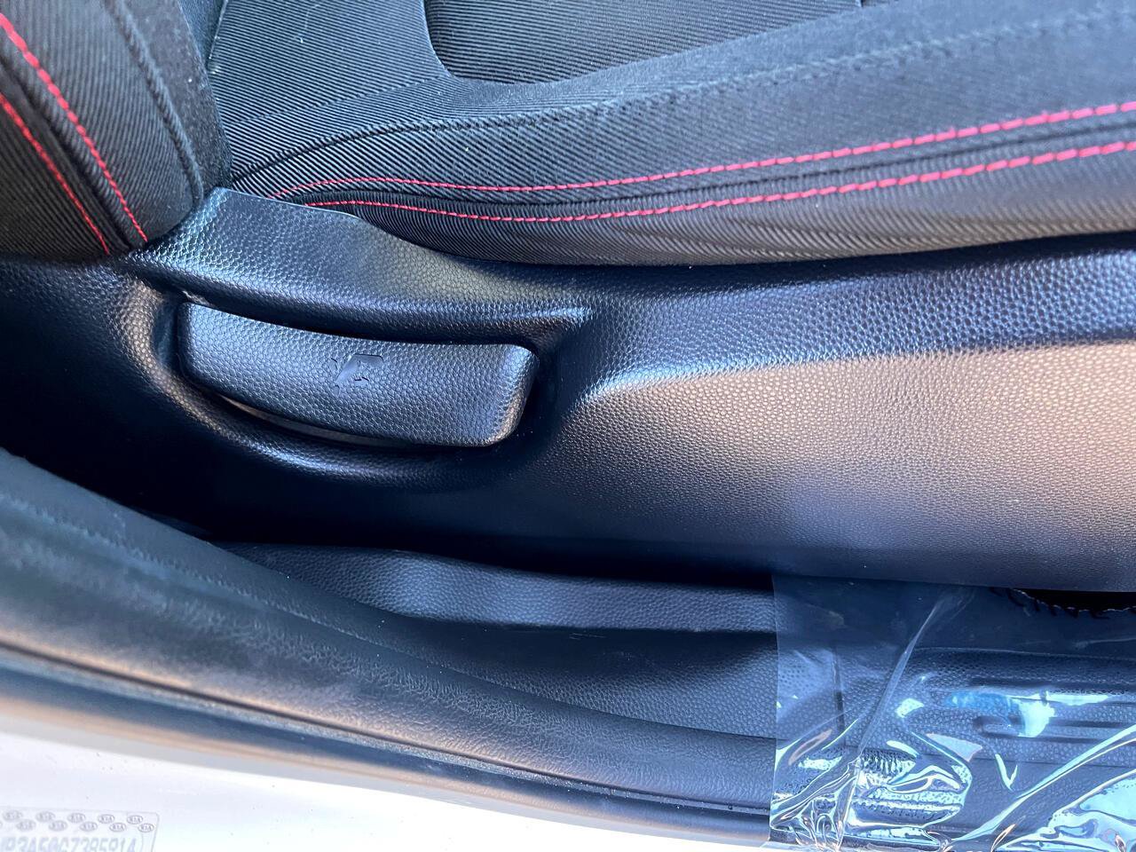 Used 2016 Kia Soul + w/ Soulful Package FWD image 37