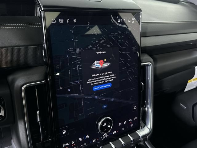 New 2026 GMC Yukon Elevation w/ Elevation Premium Package AWD/4WD image 15