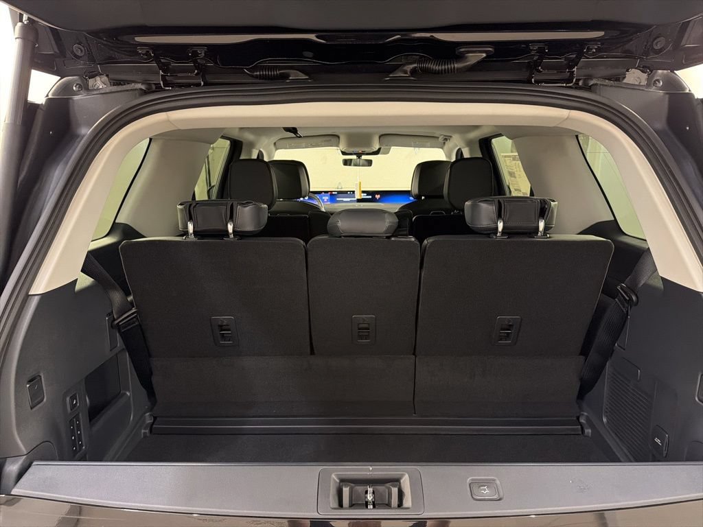 New 2026 Lincoln Navigator Premiere AWD/4WD image 38