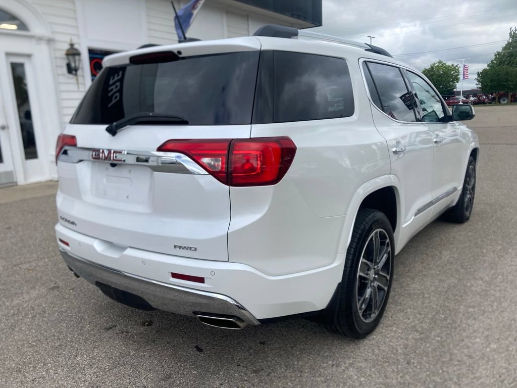 Certified 2019 GMC Acadia Denali w/ GMC Pro Grade Package AWD/4WD image 5