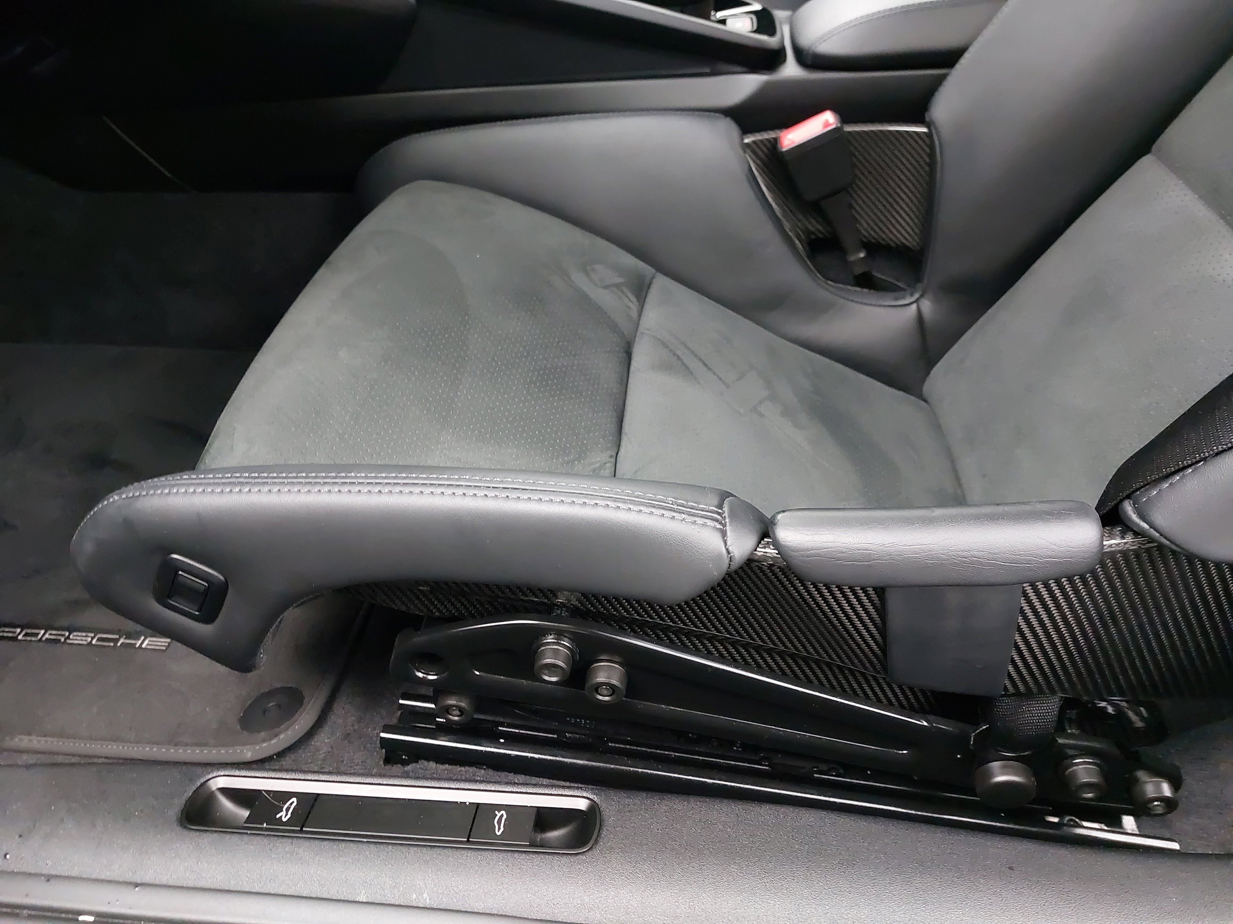 Used 2024 Porsche 911 Carrera T image 27