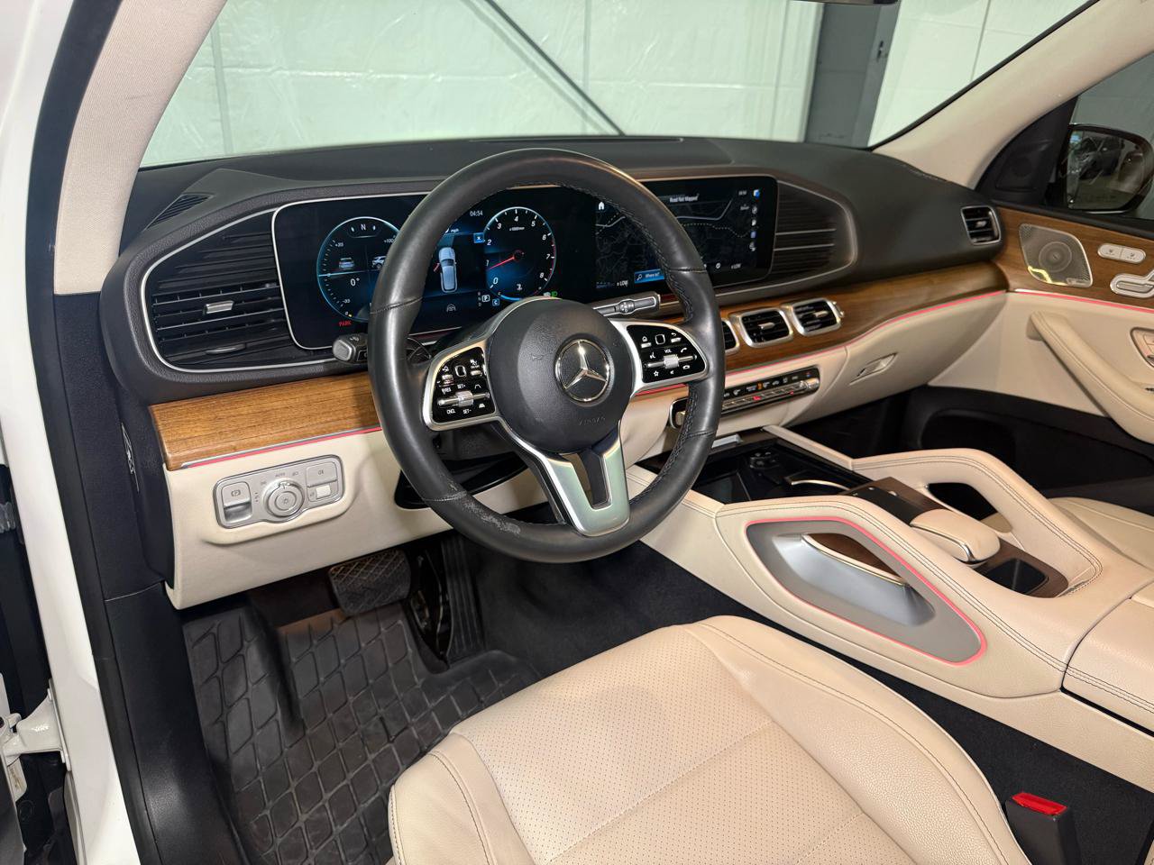 Used 2022 Mercedes-Benz GLE 350 4MATIC image 10