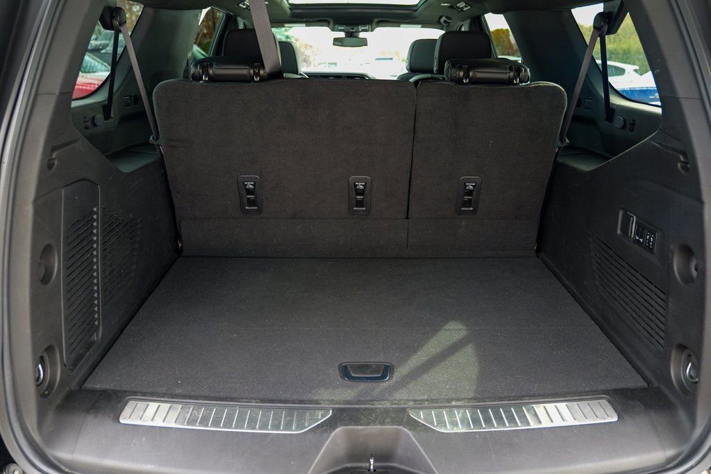 Used 2022 GMC Yukon XL Denali image 60