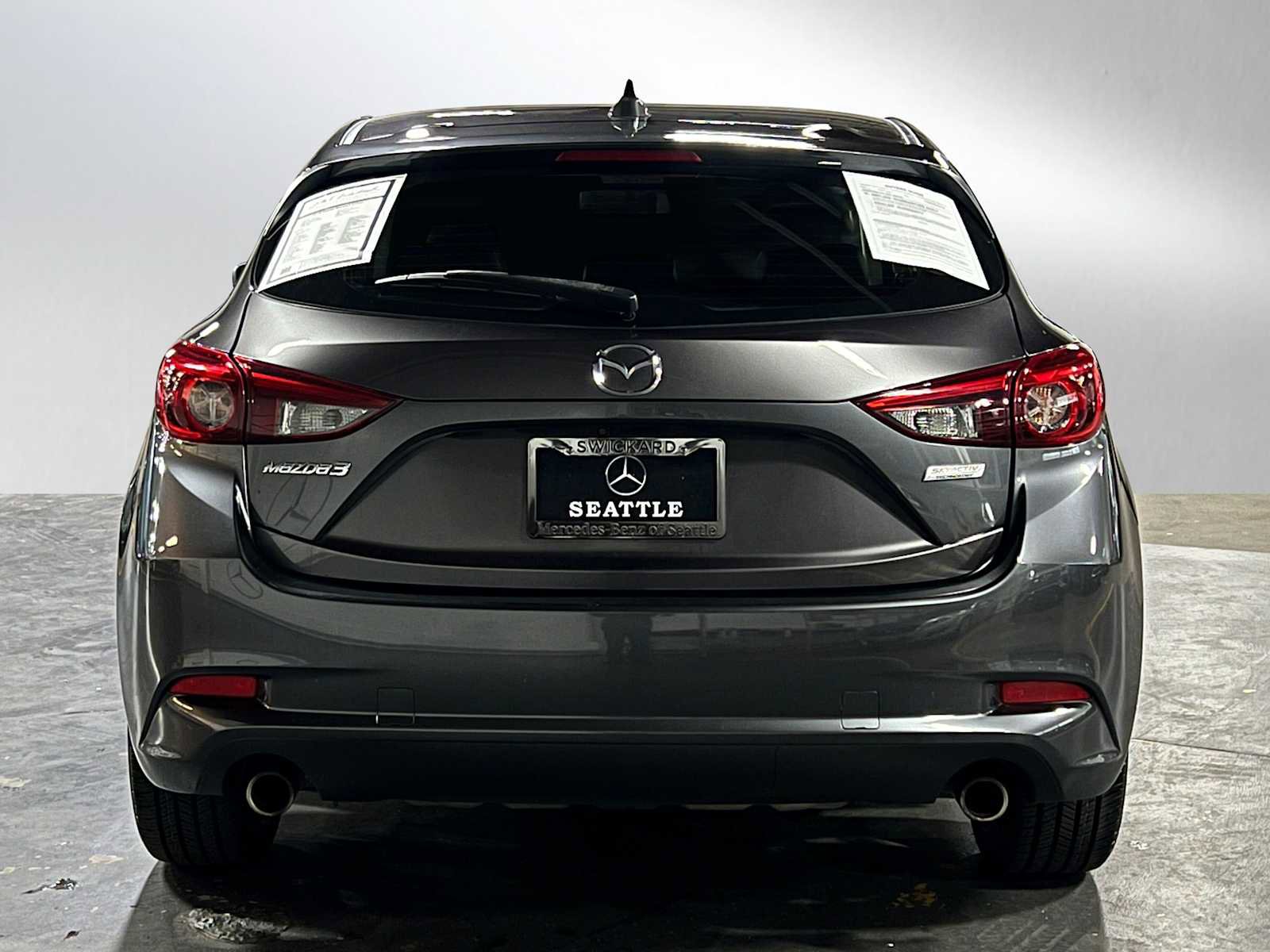 Used 2018 MAZDA MAZDA3 Grand Touring w/ Premium Equipment Package image 4