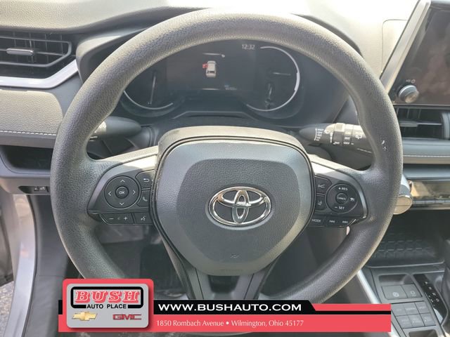 Used 2024 Toyota RAV4 XLE image 23
