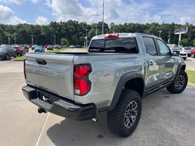 New 2026 Chevrolet Colorado ZR2 w/ Technology Package AWD/4WD image 10