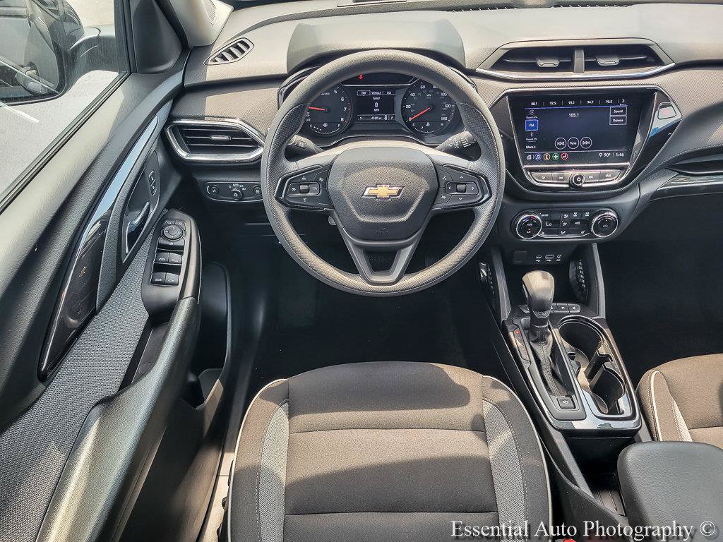 Certified 2023 Chevrolet TrailBlazer LT w/ Convenience Package FWD image 13