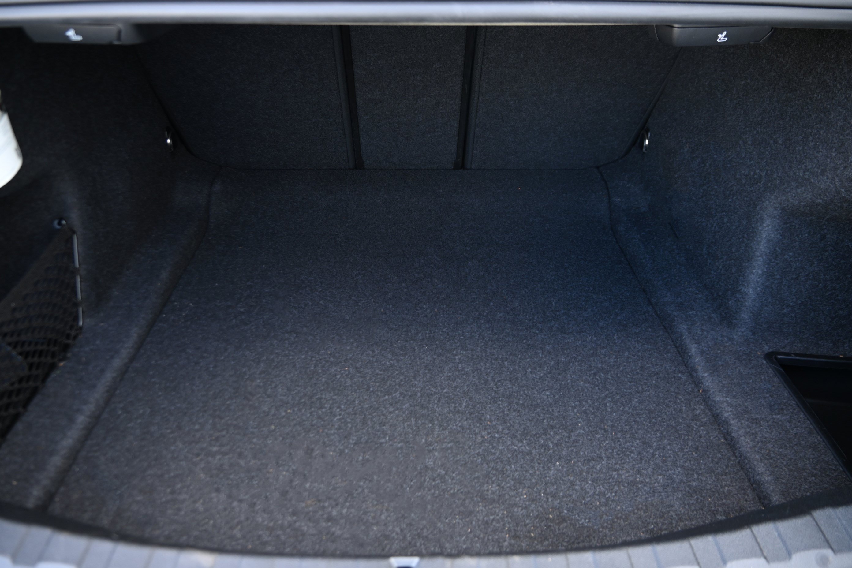 Certified 2025 BMW 330i Sedan RWD image 29
